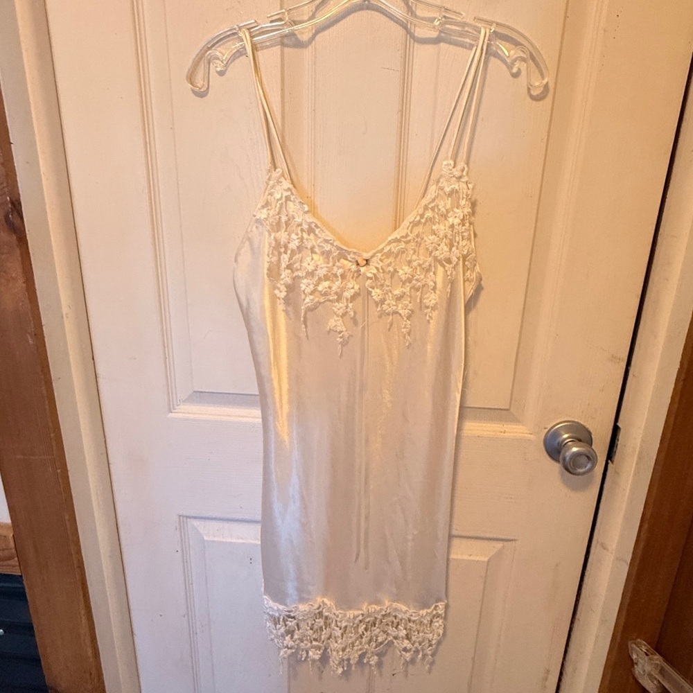 Flora Nikrooz Negligee View 5